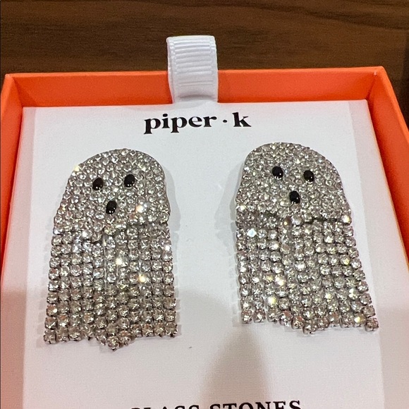 Piper K | Glittery Ghosts 👻 - Picture 6 of 8